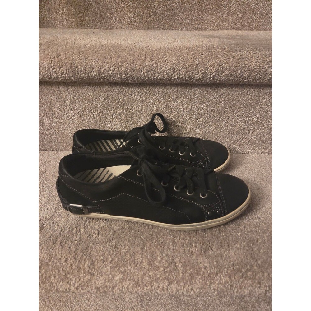 Taos "Capital" Black Leather Sneakers Size 40 US 9
